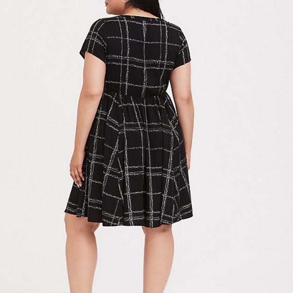 TORRID Mini Challis Shirt Dress - Picture 3 of 5